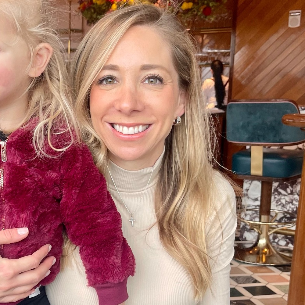 Meet your Posher, Stephanie